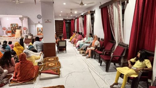 Sadhaks During Bal Shivir