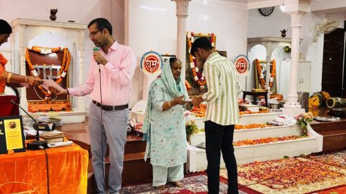 Certificate Distribution