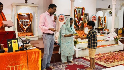 Certificate distribution during Bal Shivir 2025